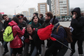 Драка активистов "Вперед" с милицией у французского посольства. Фото Л.Барковой/Грани.Ру