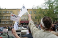 Май 2005 г. Манифестации перед зданием Мещанского суда. Начало первого процесса над Ходорковским и Лебедевым. Фото Дмитрия Борко