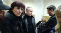 Мать Дениса Луцкевича Стелла Антон в коридоре суда. Фото Дмитрия Борко