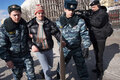 Задержание Дмитрия Куминова на пикете у ФСИН. Фото Ю.Тимофеева/Грани.Ру