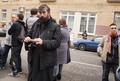 У Замоскворецкого суда во время вынесения приговора Михаилу Косенко. Фото Дмитрия Борко