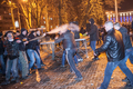 Уличные столкновения в Донецке Фото: novosti.dn.ua