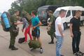 Российские военнослужащие тоже пользуются керченской переправой