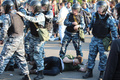 Эпизод избиения Гаскарова 6 мая 2012. Кадр видеозаписи.