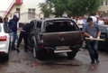 Разгром служебного автомобиля Сводной группы правозащитников в Грозном. Кадр видео