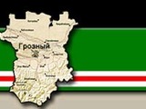 Флаг и карта Чечни.  С сайта Чечня.Ру