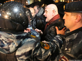 "Левый марш" на Пушкинской 7 ноября 2013 года. Фото Евгении Михеевой/Грани.Ру