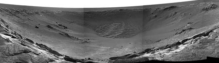 Endurance Crater. Фото NASA. Под картинкой находится ссылка на изображение с большим разрешением с сайта www.jpl.nasa.gov