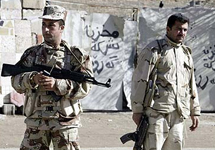 Иракские полицейские. Фото с сайта YahooNews