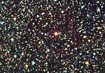 Проксима Центавра (маленькая красная звезда в центре). Фото с сайта astro.physfac.bspu.secna.ru